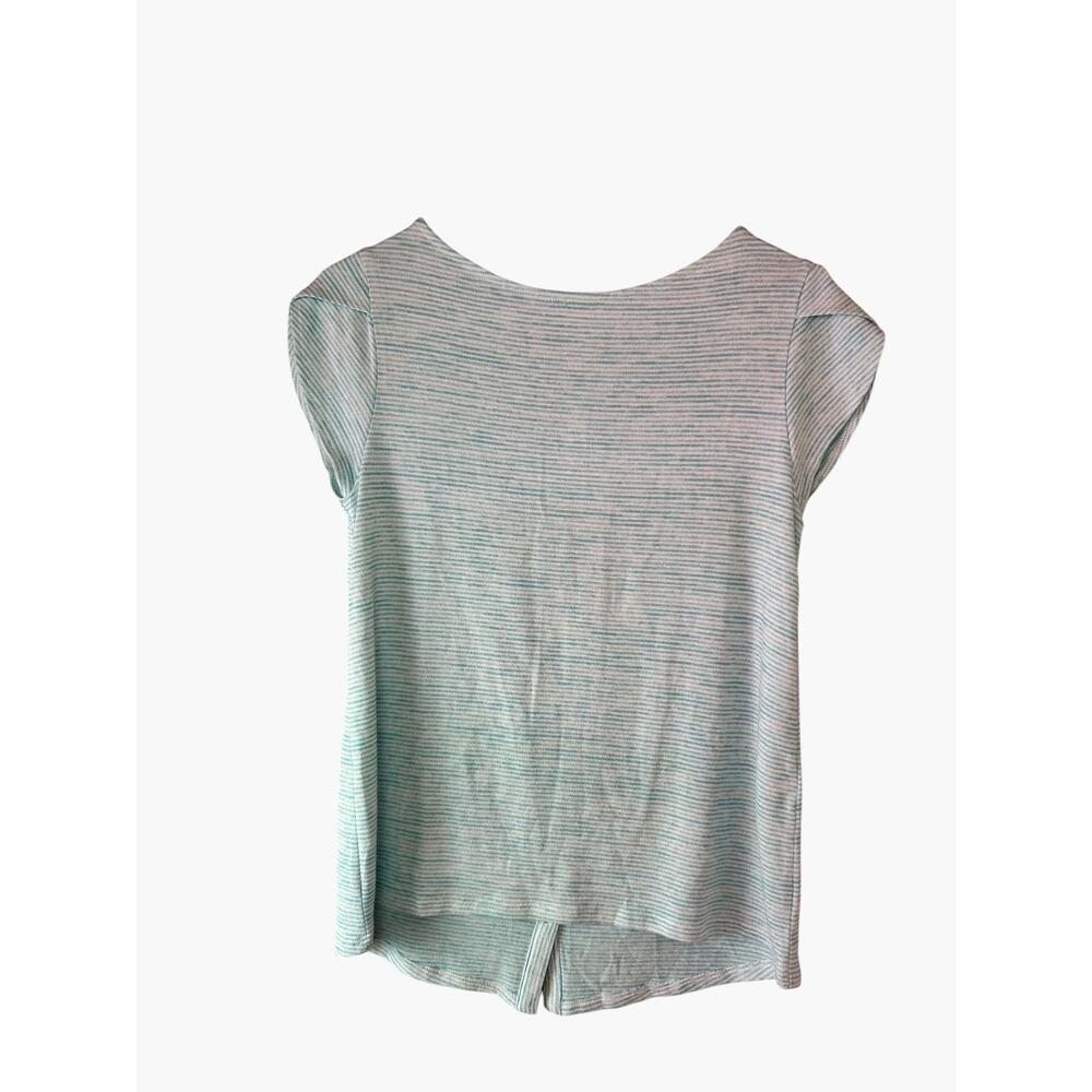 Market & Spruce Women's  Boatneck Cap Sleeve Back Button Tee Size XSP Petite